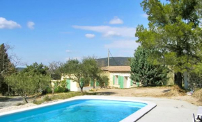  Maison de 4 chambres avec piscine privee terrasse amenagee et wifi a La Verdiere  Ла Вердьер